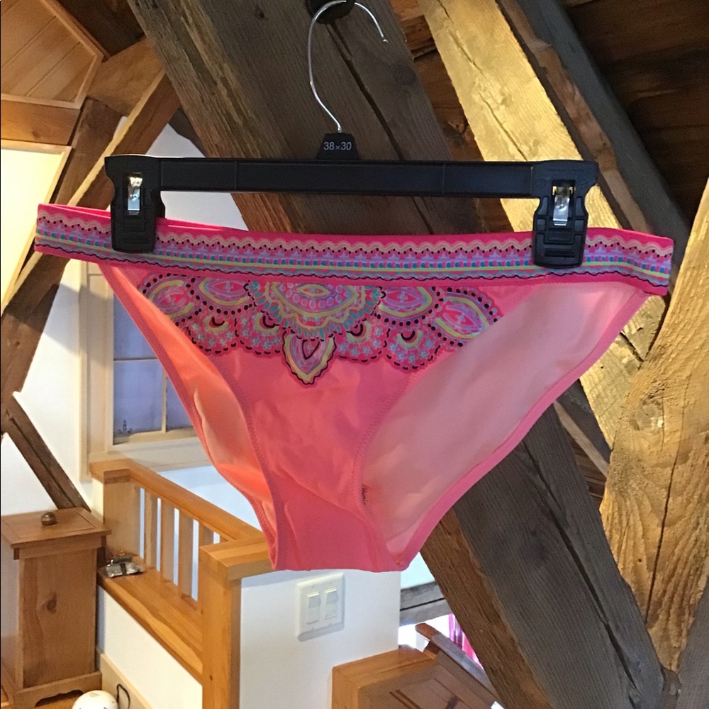 Victoria’s Secret bathing suit bottoms
